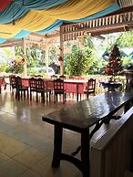 Oasis Resthouse