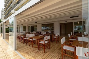 La Dolce Vita Hotel