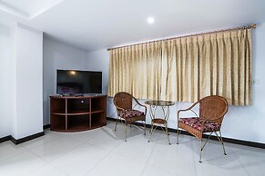 OYO 438 Home 24
