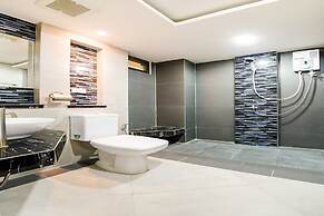 OYO 458 Nakorn Siam Boutique