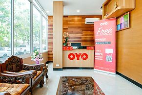 OYO 458 Nakorn Siam Boutique