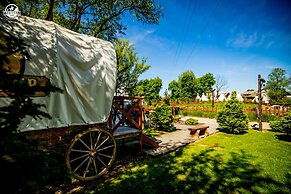 Western Camp Resort