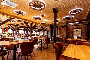 Western Camp Resort