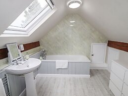 Lee House Cottage