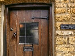 Japonica Cottage