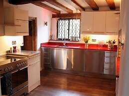 The Yeoman's House