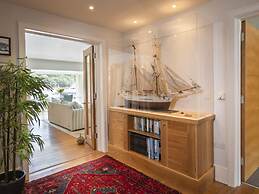7 Dart Marina