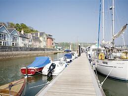 7 Dart Marina