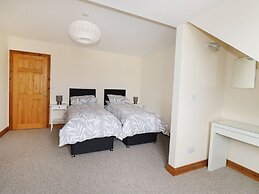 Jacks Mews
