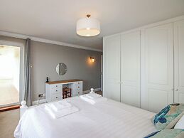 7 Thurlestone Rock