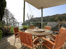 St Elmo Lodge