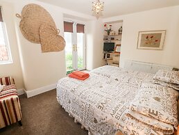 Beacon Cottage