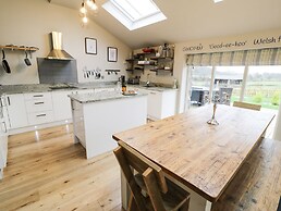 Horseshoe Cottage