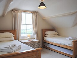 7 Glenthorne House