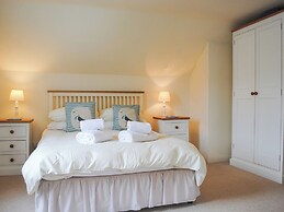 7 Glenthorne House
