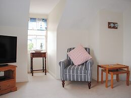 7 Glenthorne House