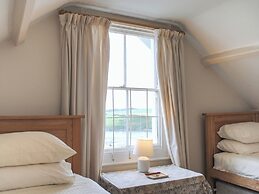 7 Glenthorne House