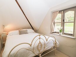 Cosy Cot