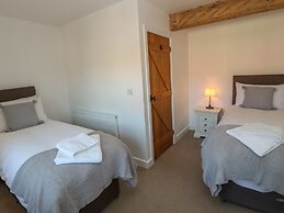 The Cottage, Beeston Hall