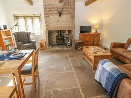The Cottage, Beeston Hall