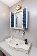 Ailouros guest house