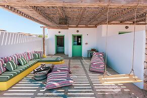 Ailouros guest house