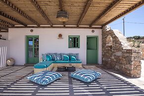 Ailouros guest house