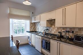 Apartment 3 The Grove