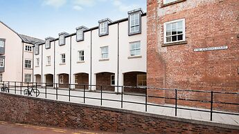 St Andrews Court