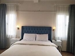 Verna Hotel