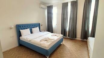 Verna Hotel