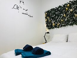 Wine Inn Cascais