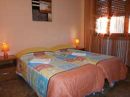 Airport Pisa Rooms