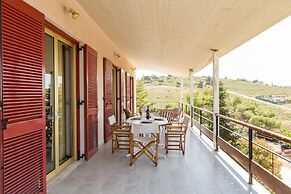 Dream Holidays in a Luxurious Garden Pool Villa