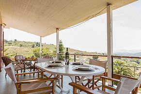 Dream Holidays in a Luxurious Garden Pool Villa
