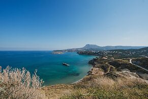 Karavos View - A Unique Artists' Hideaway Paradise