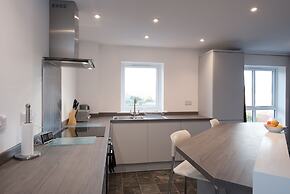 6 The Grange