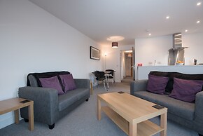 6 The Grange