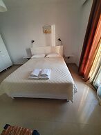 Finiki Villas