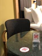 Redstone Hotel