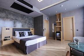 Redstone Hotel