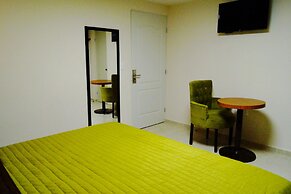 Royal Madero Inn