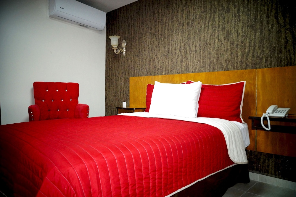 Royal Madero Inn