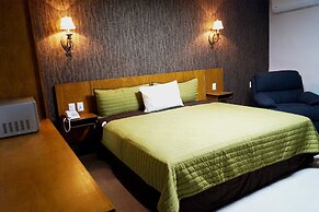 Royal Madero Inn