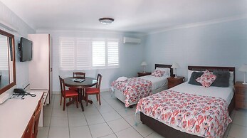 Central Park Motel