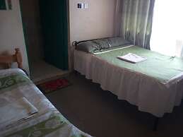 Canan Guest House
