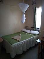 Canan Guest House