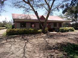 Enkishomi Hotel