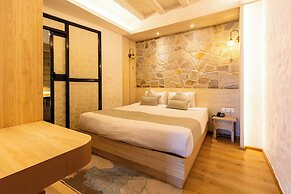Arushi Boutique Hotel