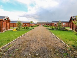 Ash Lodge